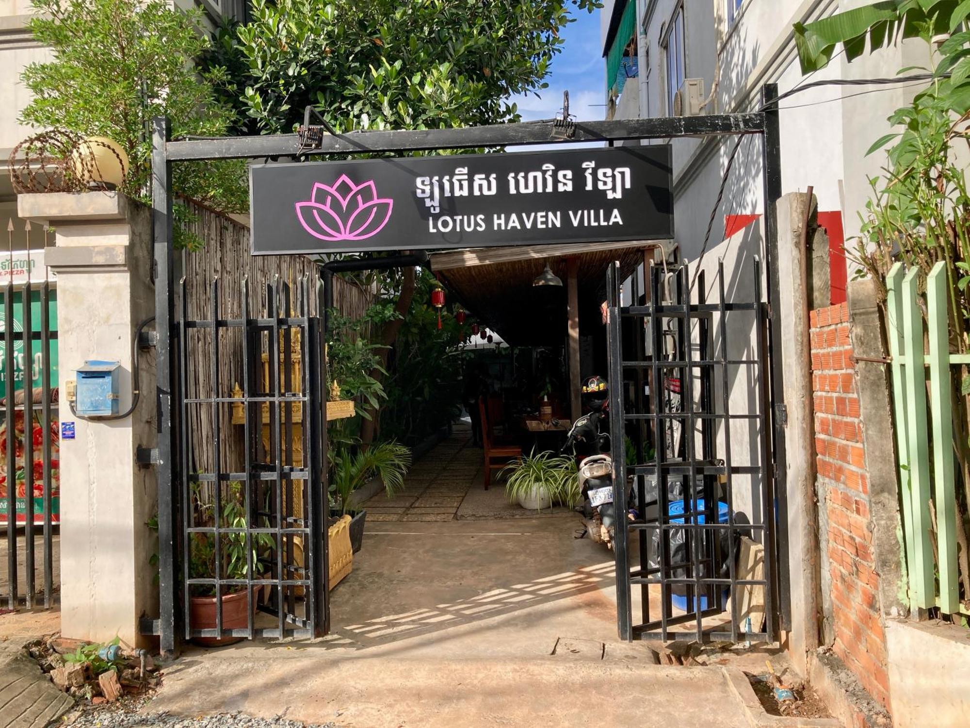 Lotus Haven Villa Siem Reap Bagian luar foto